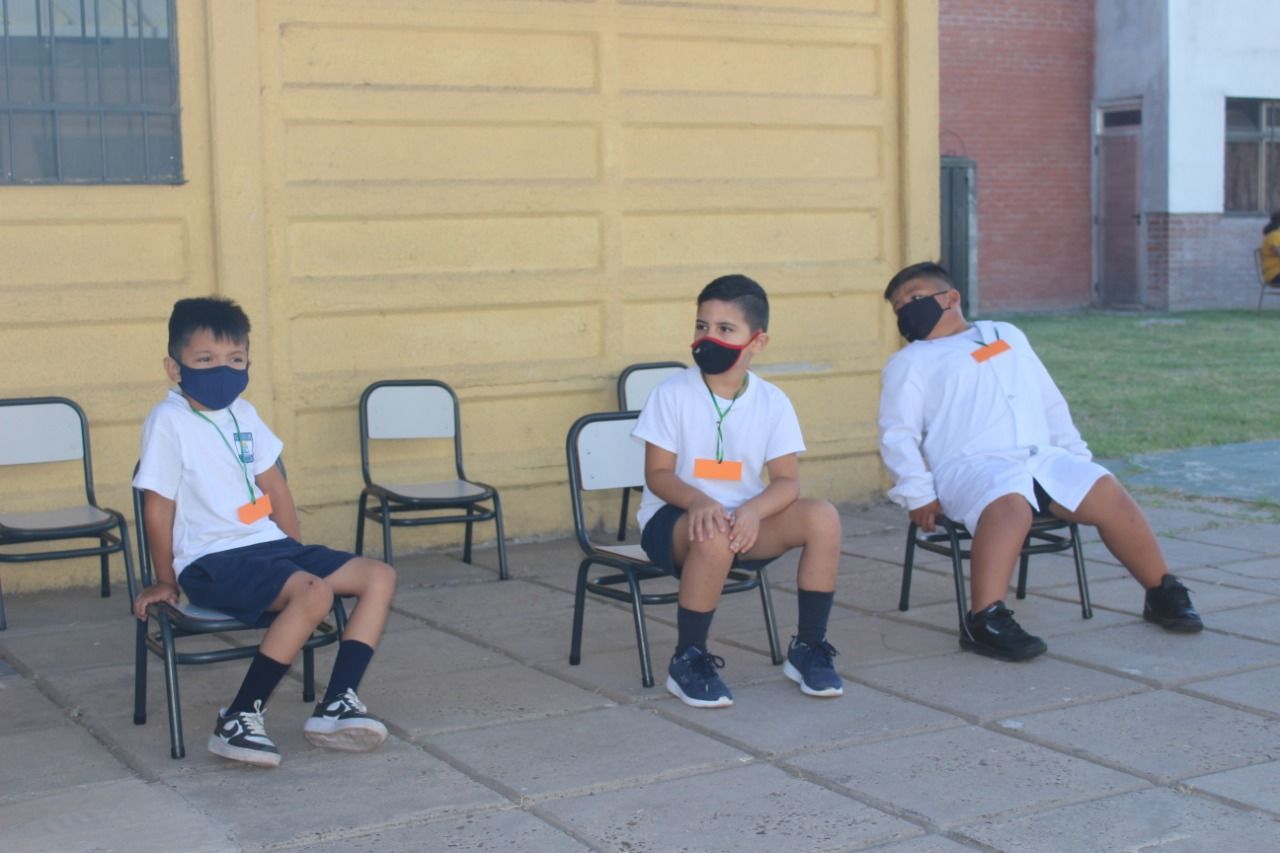 Pese al aumento de infectados, ratificaron la presencialidad en las escuelas