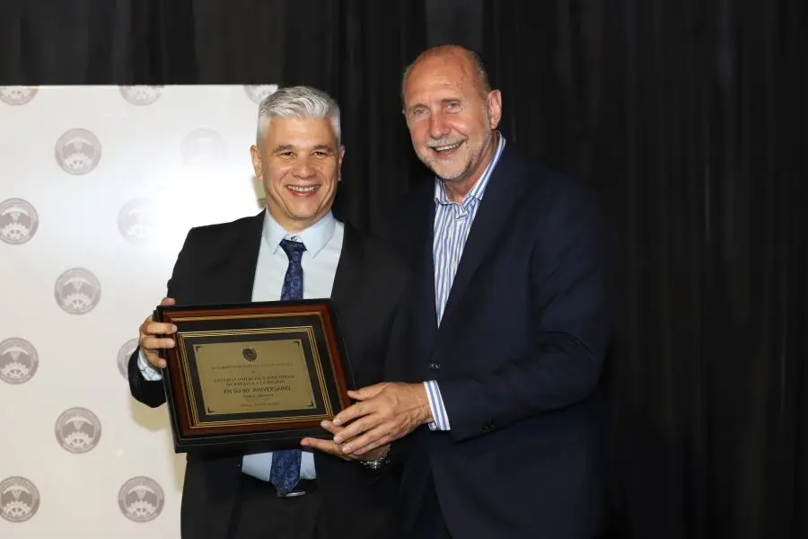 Perotti participó de la cena aniversario del Centro Comercial e Industrial de Rafaela y la Región