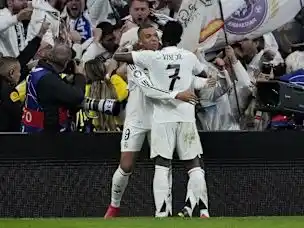 Kylian Mbappe y Vinicius Junior festejan con el Real Madrid Image Photo Agency/Getty Images