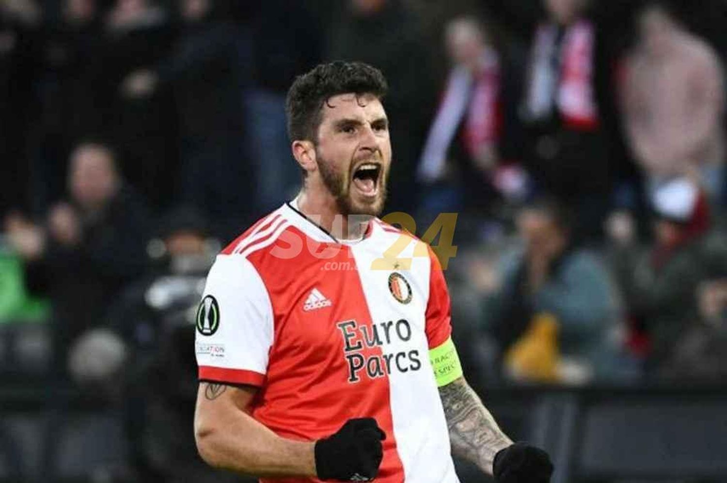 Insólito: futbolista argentino sería convocado por dos selecciones para un mismo partido