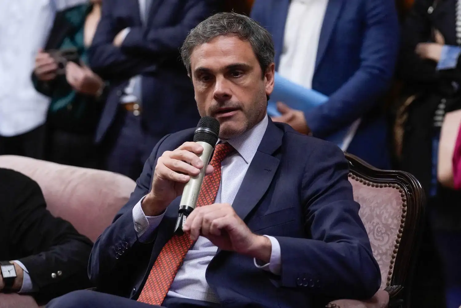 Michel presentó un proyecto para impedir que familiares encubran femicidios
