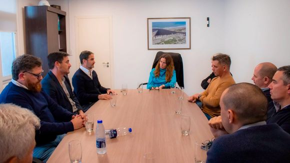 Reunión fundacional del Centro de Navegación de Argentina en Puerto Quequén