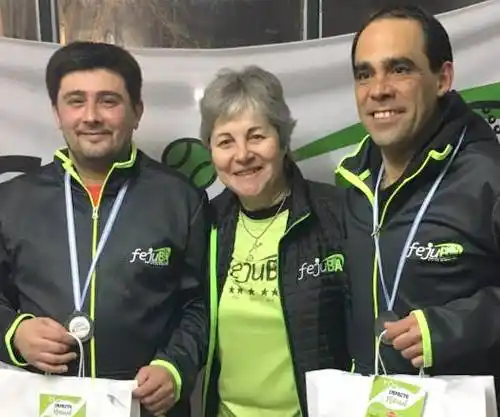 Dos títulos provinciales en padel