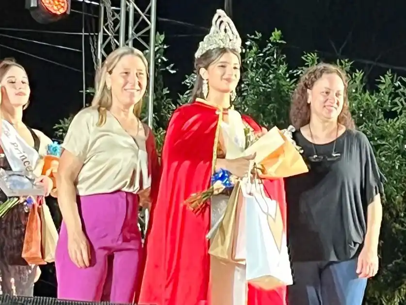 Micaela Kuhm, de Los Charrúas fue electa soberana Provincial del Inmigrante