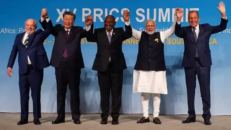 Los Brics anuncian "histórica" incorporación de seis nuevos países, entre ellos la Argentina