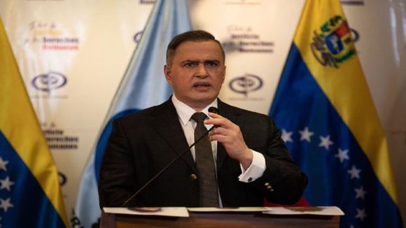 Ministerio Público anuncia purga "anticorrupción" en el despacho con imputaciones a varios fiscales