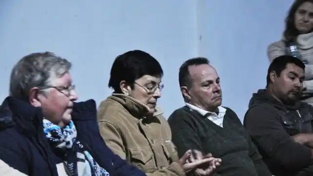 Funcionarios recibieron a una familia que fue fumigada: "Estamos viviendo un infierno"