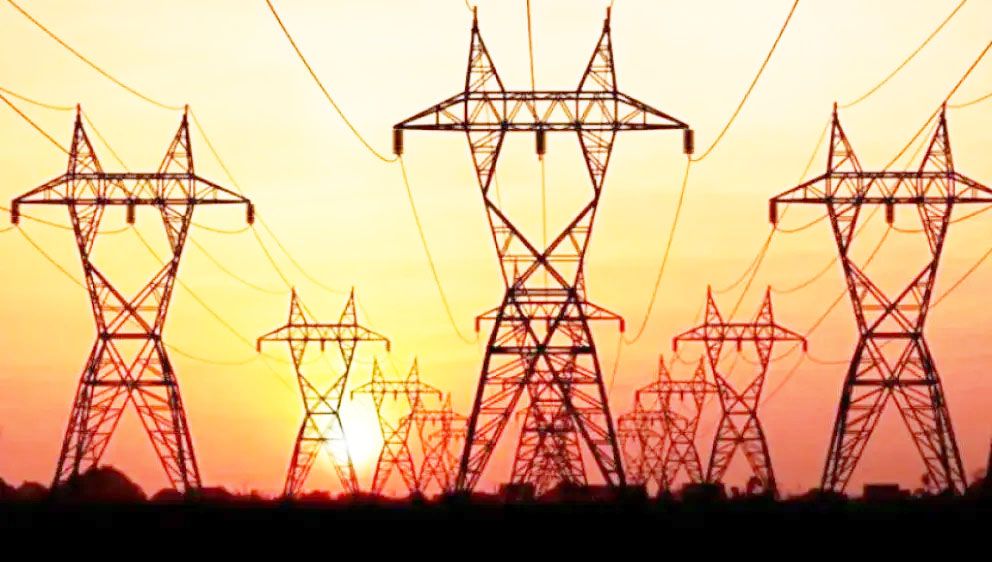 El Gobierno compensará a industrias que reduzcan el uso de electricidad en verano