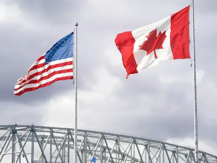 Canadá anuncia aranceles de represalia por US$ 20.000 millones para más de 700 productos de Estados Unidos