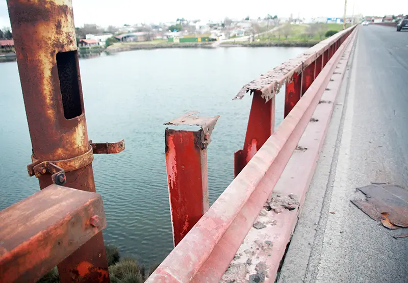 Puente Rocha. Avanza el deterioro