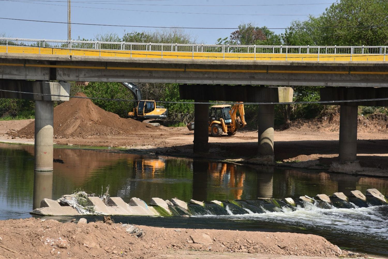 El Gobierno de Santa Fe retomó la obra hídrica de la Cascada Saladillo en Rosario