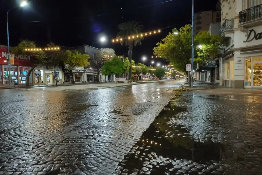 Anunciado o no, amanecimos con todo mojado en Rafaela