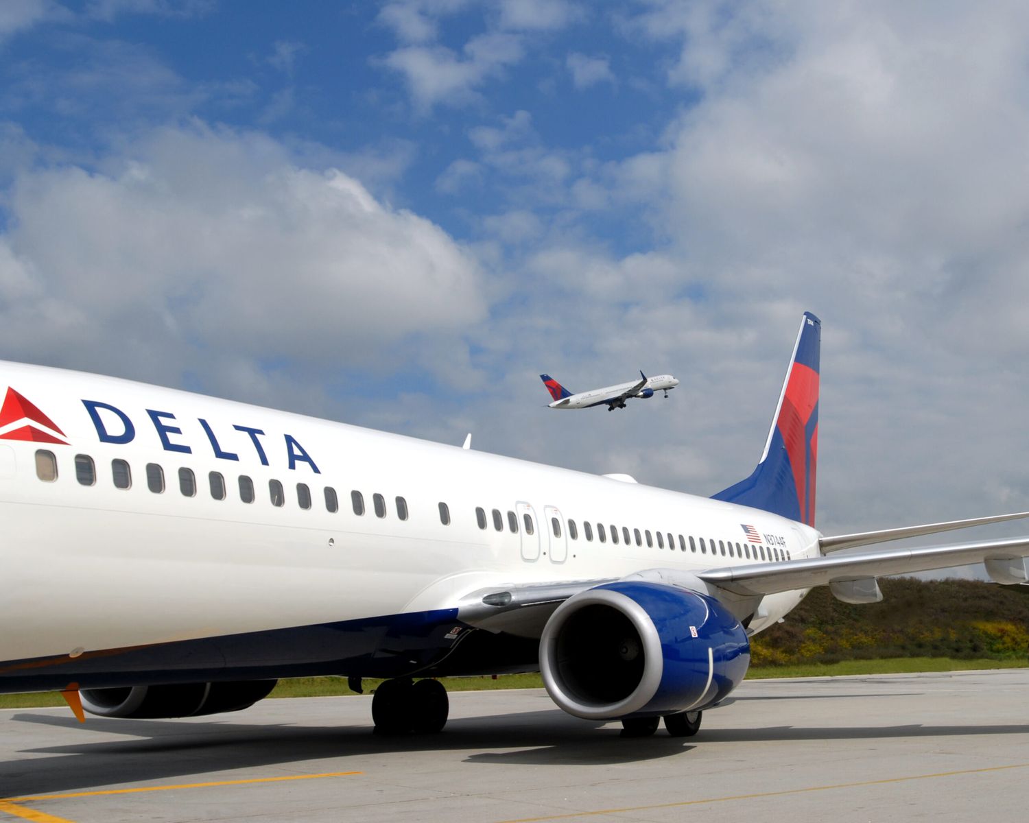 Delta moderniza las cabinas de los Boeing 737 y agrega más asientos Delta One a sus Airbus A350-900