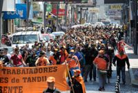 Los municipales volvieron a marchar y el Ejecutivo pidió la conciliación obligatoria