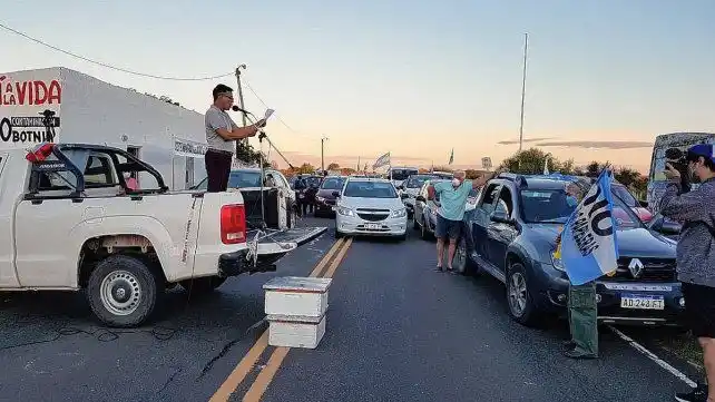 Gualeguaychú: la Asamblea Ambiental marchó contra Botnia