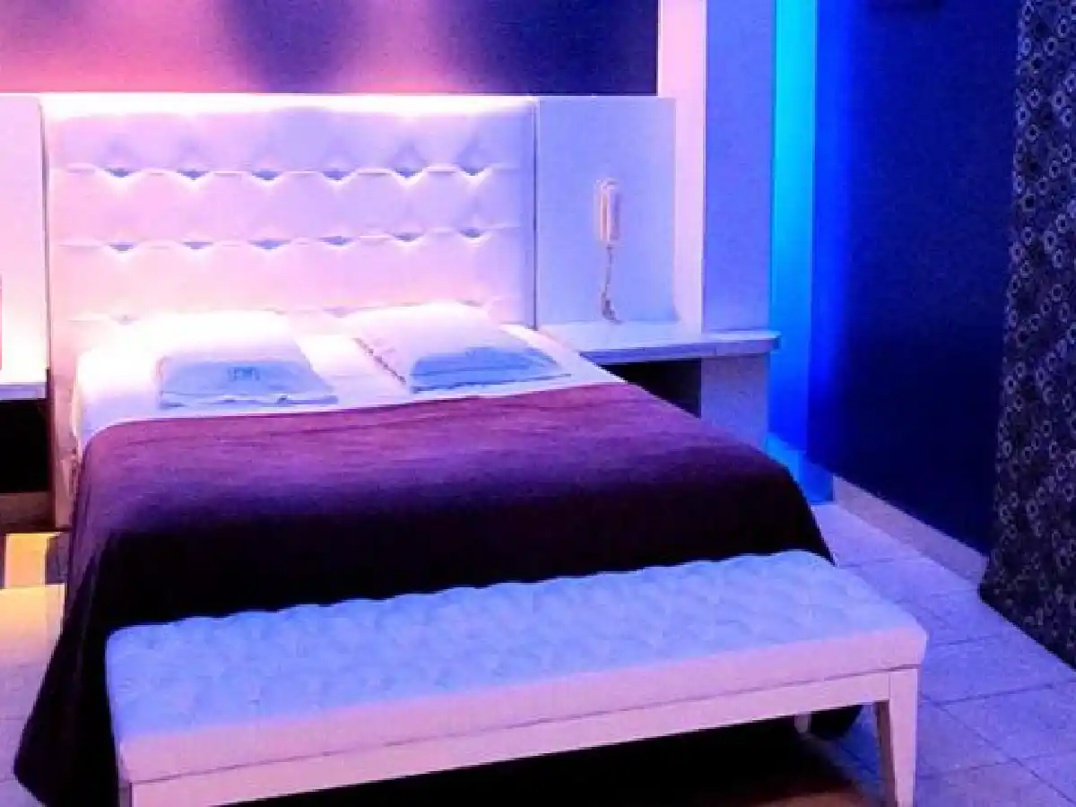 ¡Insólito! Un hotel alojamiento ofrece habitaciones con "corralitos" para bebés