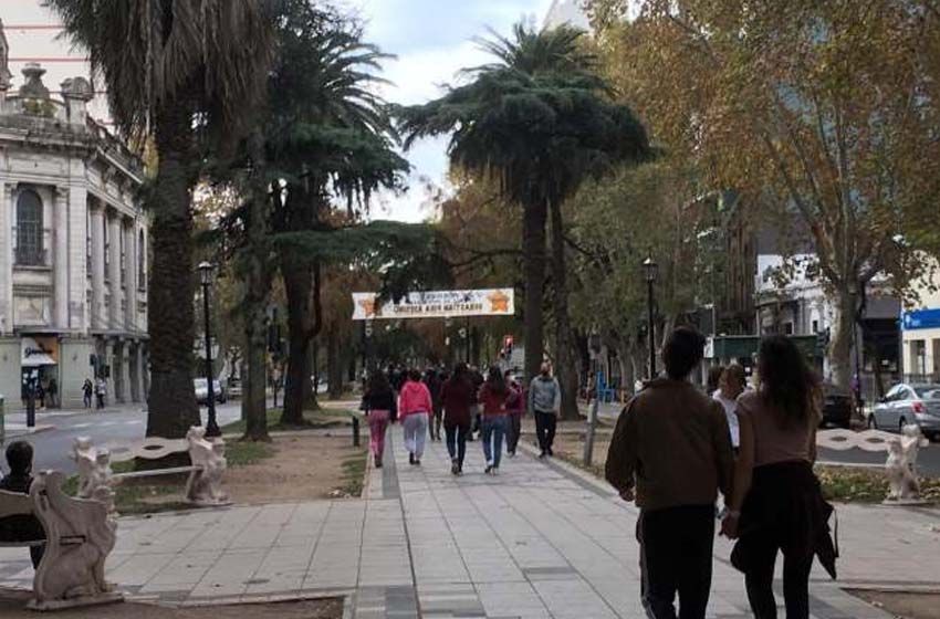 Gastronomía, comercios y esparcimiento: las actividades afectadas por las restricciones que se vienen en Rosario