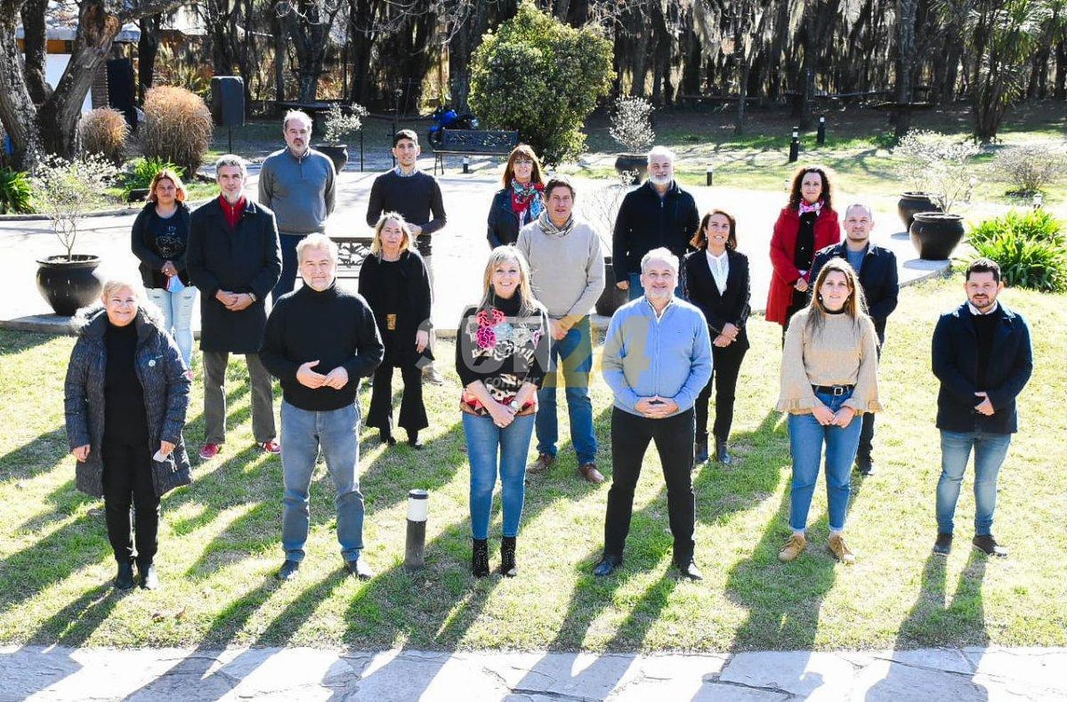 Intendentes, presidentes comunales y dirigentes respaldaron la Lista Celeste y Blanca