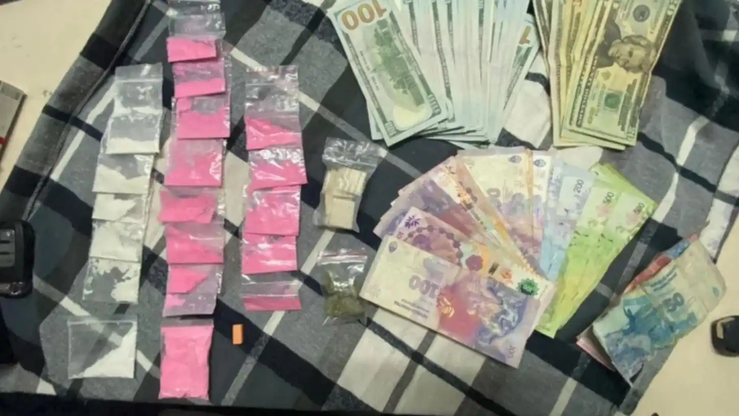 Cayeron tres barrabravas que se dedicaban a la venta de cocaína y marihuana