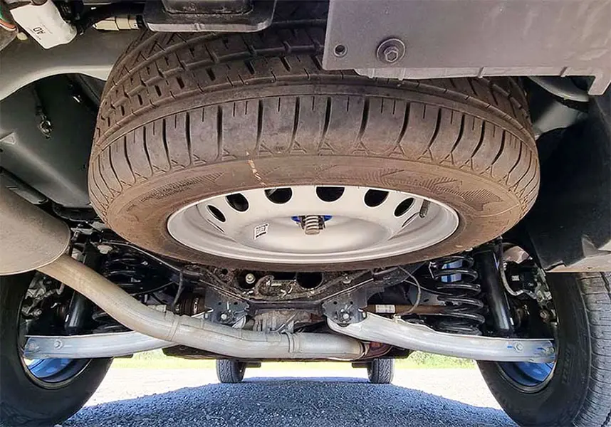 Se repite el robo de neumáticos de camionetas de alta gama