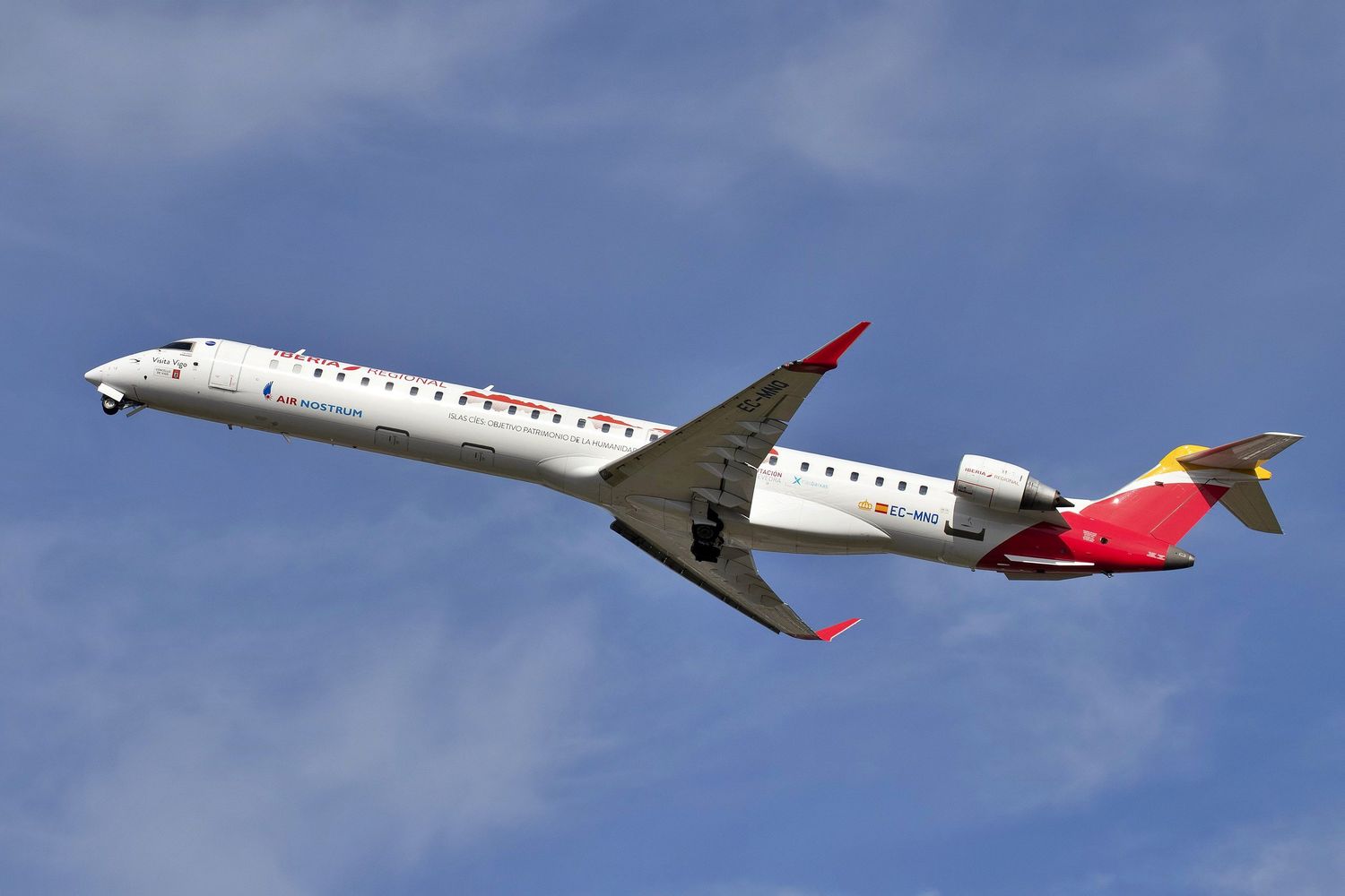 Air Nostrum mantendrá sus vuelos entre Madrid y Funchal