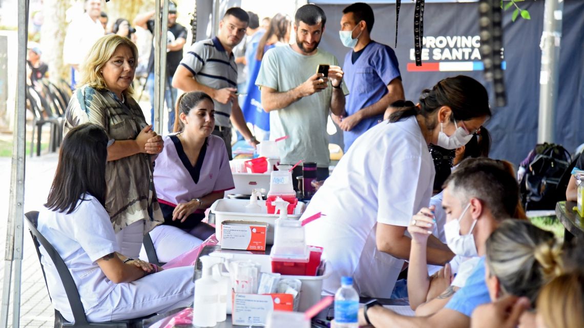 La Provincia dio detalles ante la llegada de las vacunas bivalentes “anticovid”