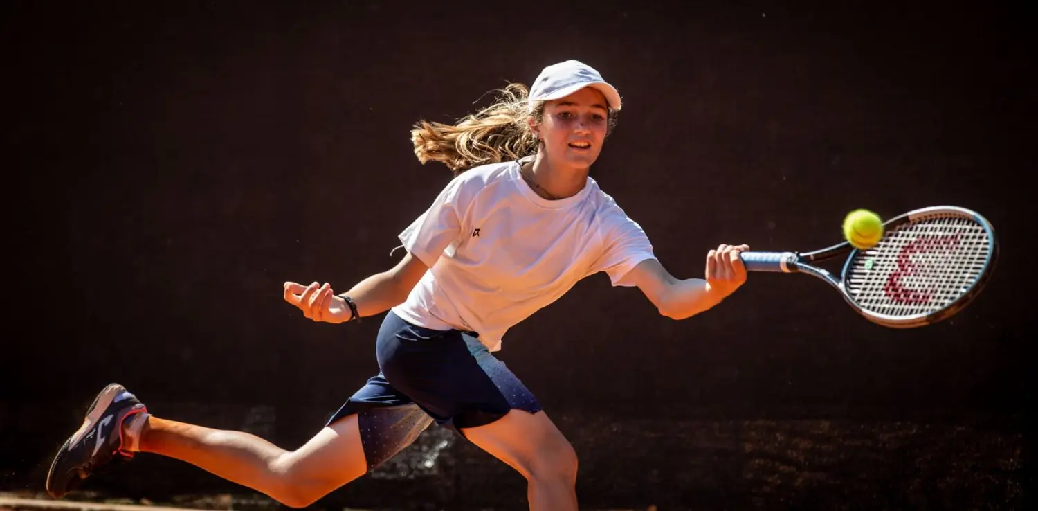 Candela Vázquez quedó a un paso de la final del Master U14, que se jugó a la par del Argentina Open