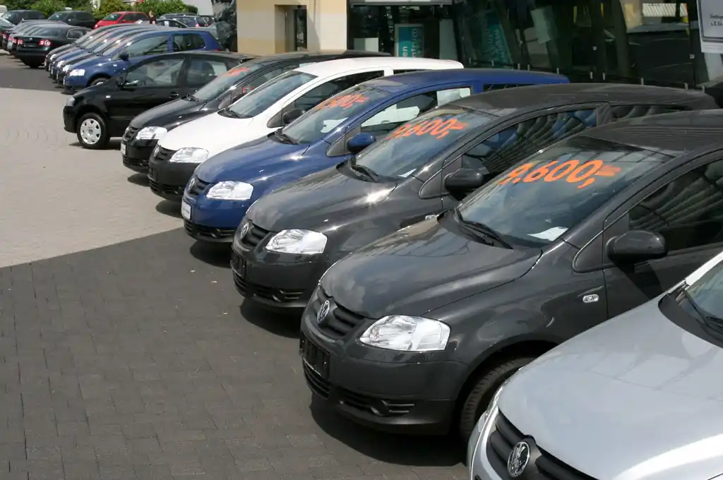 La venta de autos usados sigue en baja