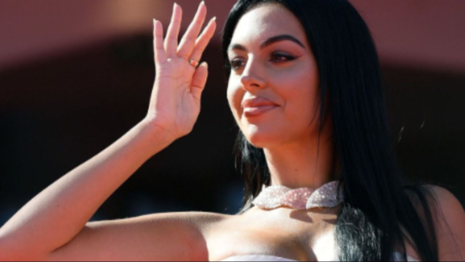 Georgina Rodríguez: Mensaje sorprendente y conmoción en las redes