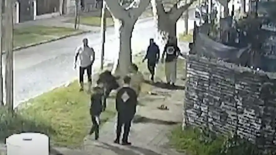 Un vecino fue brutalmente atacado con una pala por este hombre