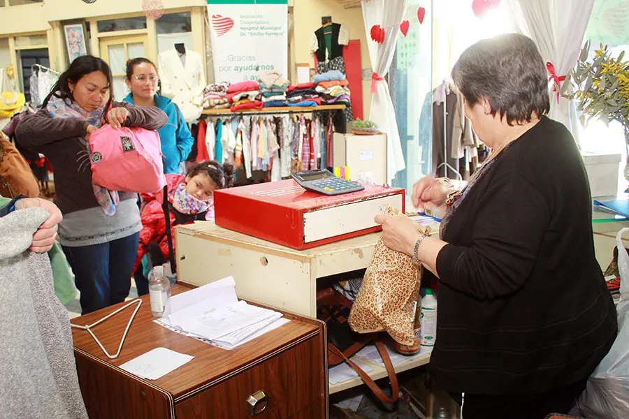 Feria a beneficio del Hospital