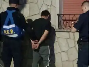Un hombre intentó robar un auto cerca de la sinagoga de la ciudad