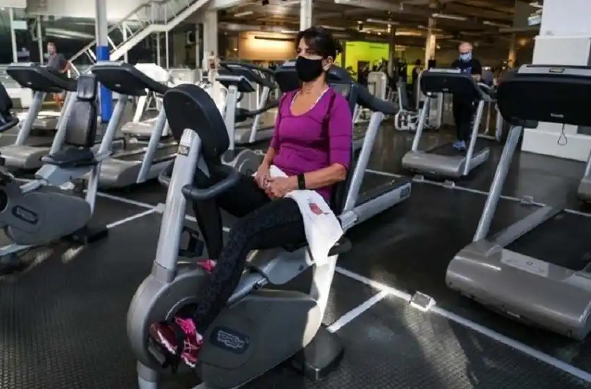 Una por una, las actividades en donde se pedirá pase sanitario en Santa Fe