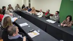 El aumento a estatales y docentes llegará a casi el 60%