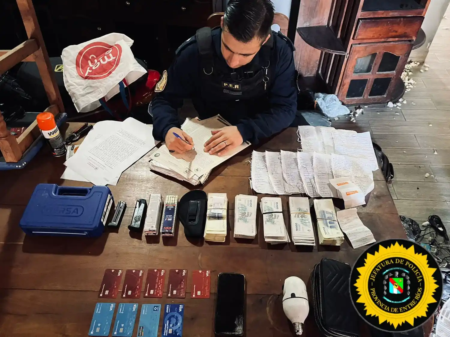 Allanamientos positivos en Concordia: secuestran elementos clave y detienen a un sospechoso por privación ilegítima de la libertad