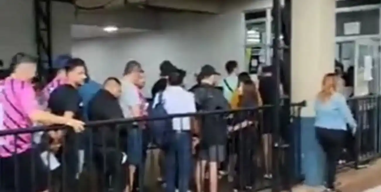 Las demoras para realizar los trámites llegan hasta tres horas