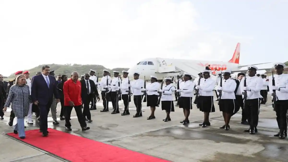 ¿REUNIONES SECRETAS? Maduro se encuentra en San Vicente y Las Granadinas y asiste a la cumbre de la Celac