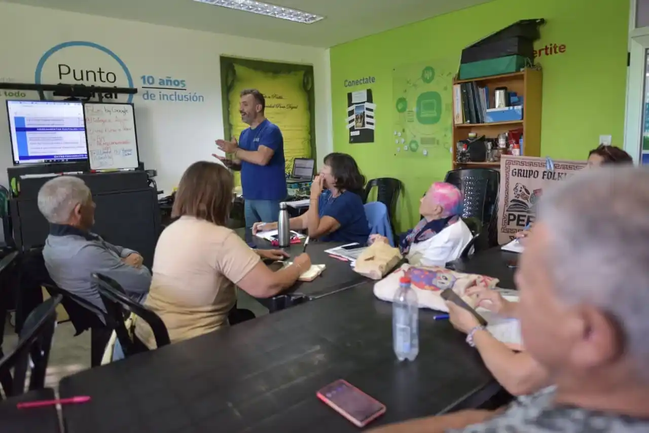 Los Puntos Digitales tienen como objetivo generar espacios de recreación, capacitación y encuentro comunitario.