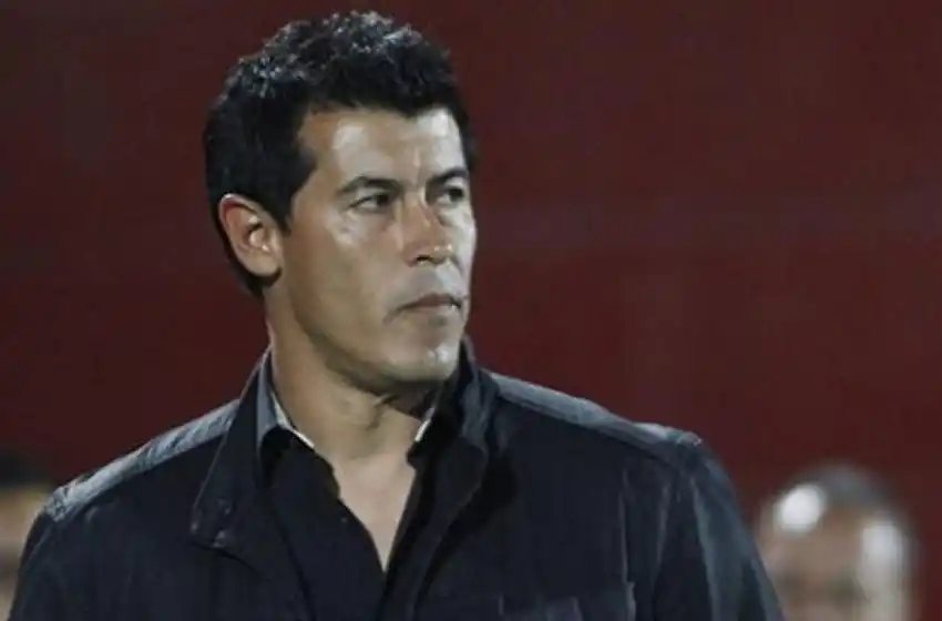 ¿Se trunca la llegada de Almirón a España?