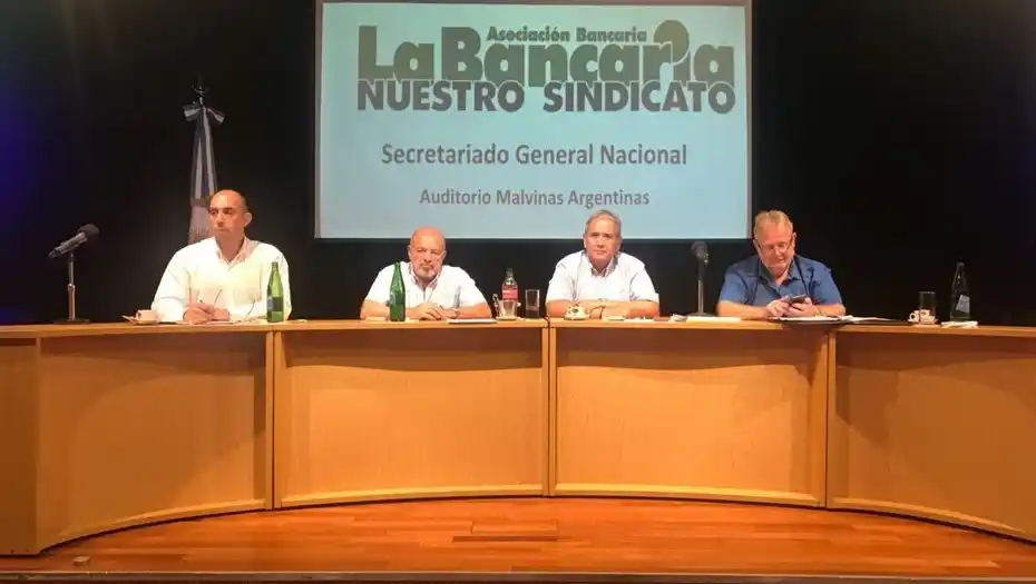 Bancarios convocaron a un paro nacional para el viernes 9