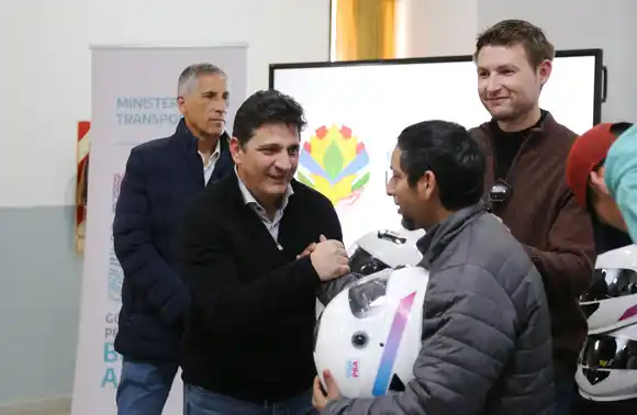 "La motosierra no tiene que entrar a la Provincia": qué dejó la visita de Marinucci a Vedia y General Pinto