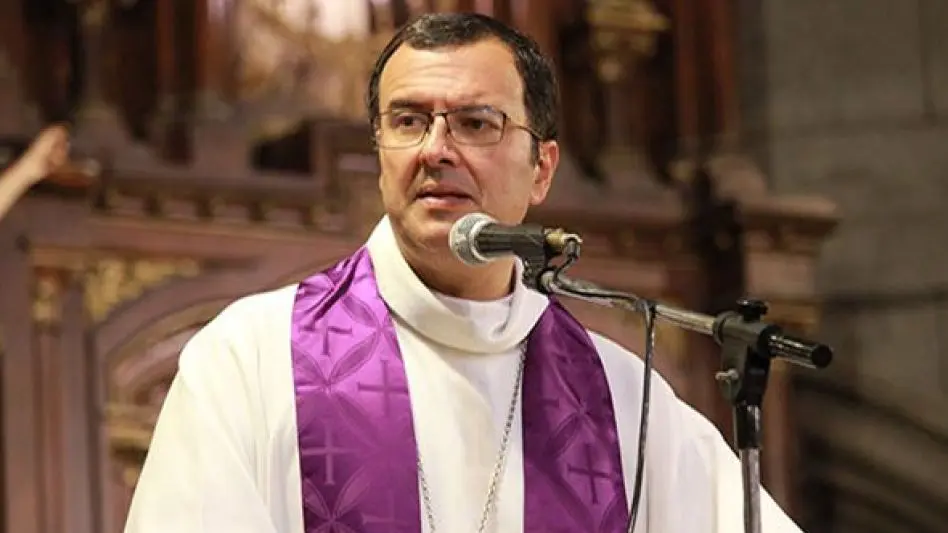 Arzobispo Mestre: "La intolerancia y las actitudes violentas no deben estar por parte de nadie por ningún motivo"