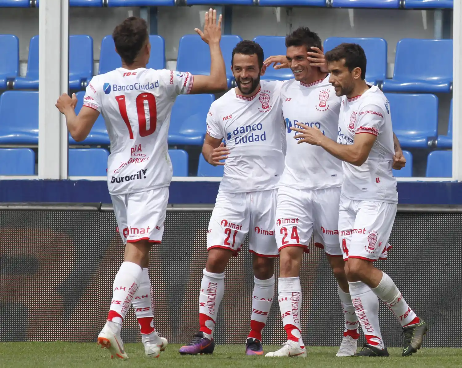 Huracán prolongó su buena racha frente a Tigre