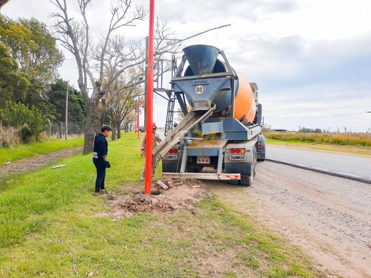 Nuevos pasos de Enrico en favor del proyecto de iluminación en el acceso a Sancti Spíritu