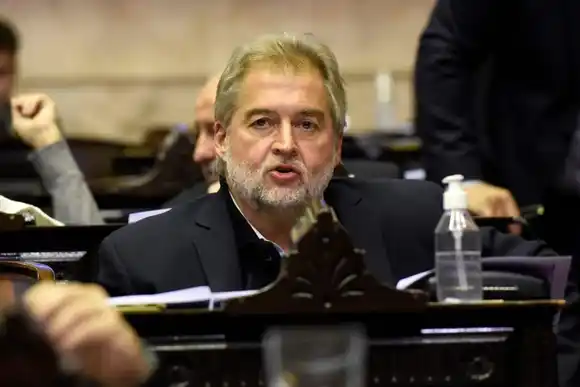 Mirabella responde a las  falsas acusaciones de Pullaro