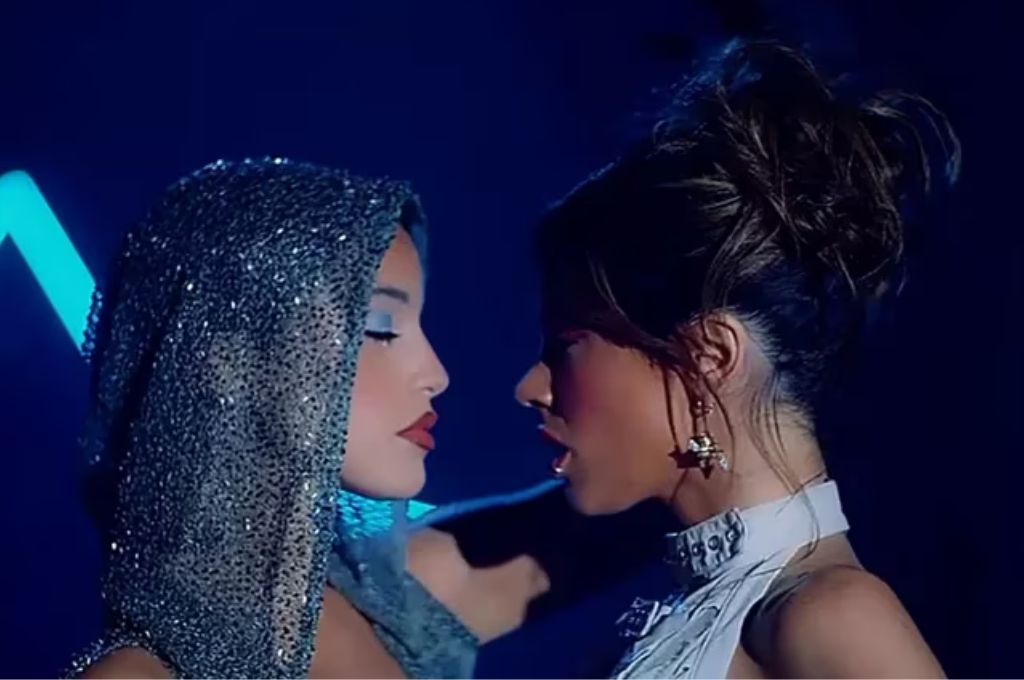 Emilia Mernes- Tini Stoessel