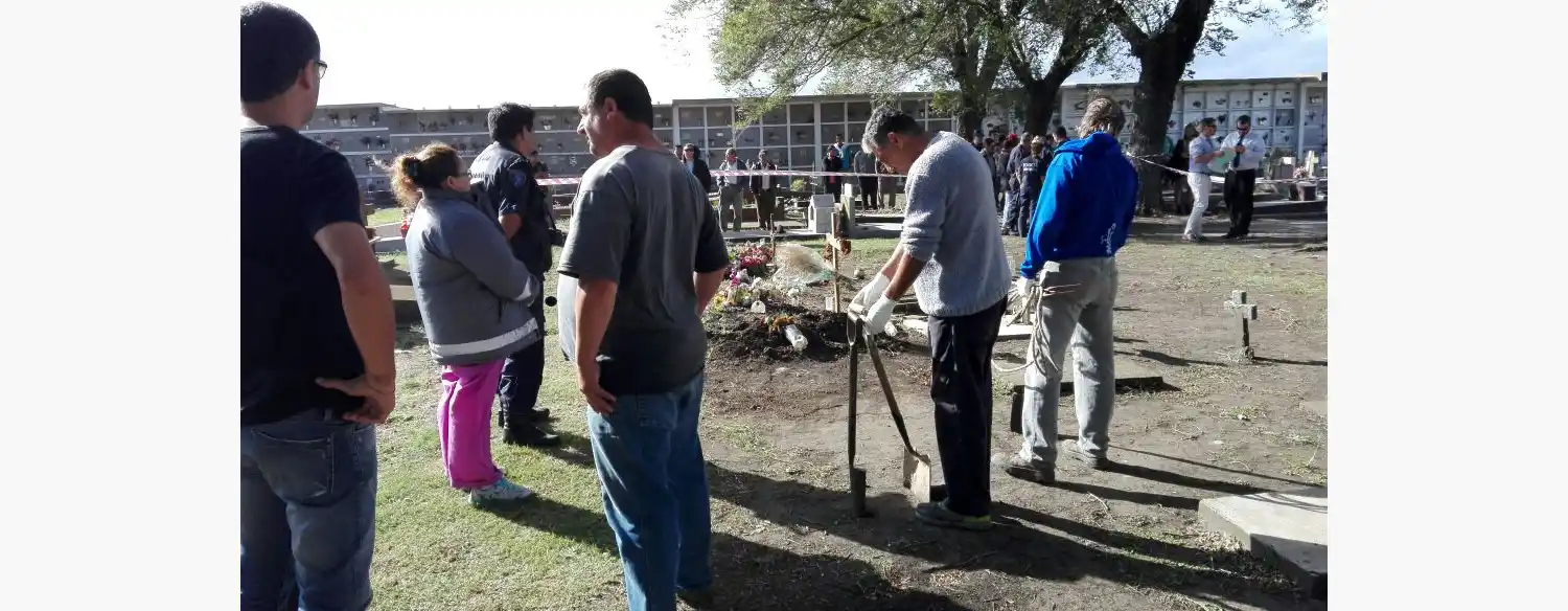 Detuvieron a dos sospechosos por robar el cuerpo del menor mutilado