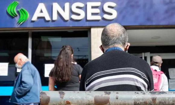 El gobierno no prevé modificar el bono de $70 mil para los jubilados
