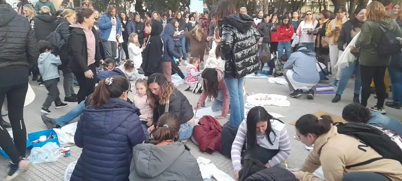 “Juntada docente" en relamo de mejores condiciones salariales y edilicias