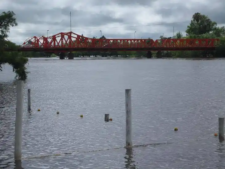 El río Gualeguaychú marca 4,20 metros en el puerto